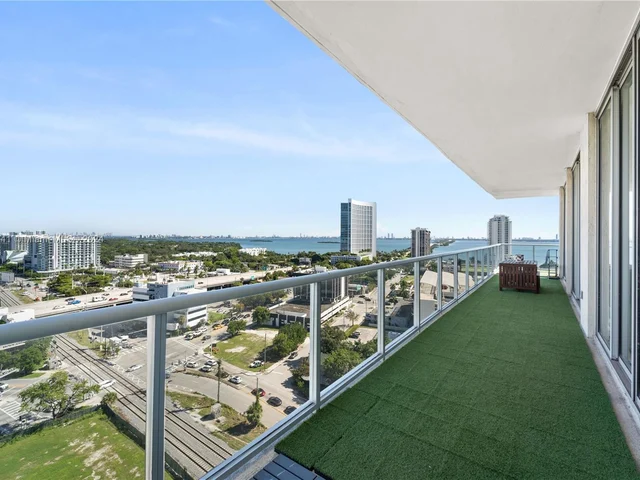 3470 E Coast Ave # H1601, Miami FL 33137