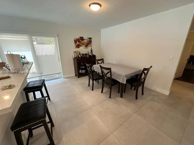 129 Laurel Rd # 129, Hollywood FL 33021