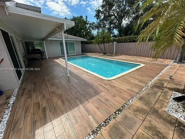 129 Laurel Rd # 129, Hollywood FL 33021