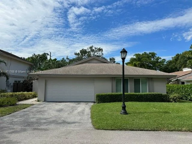 129 Laurel Rd # 129, Hollywood FL 33021