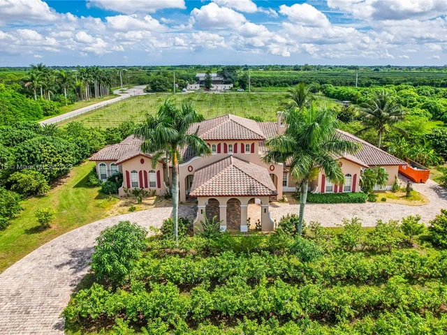 31205 SW 213th Ave, Homestead FL 33030