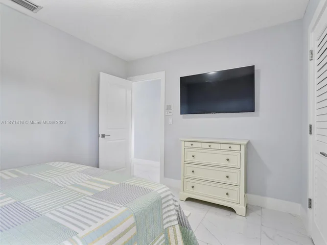 12547 SW 73rd Ter, Miami FL 33183