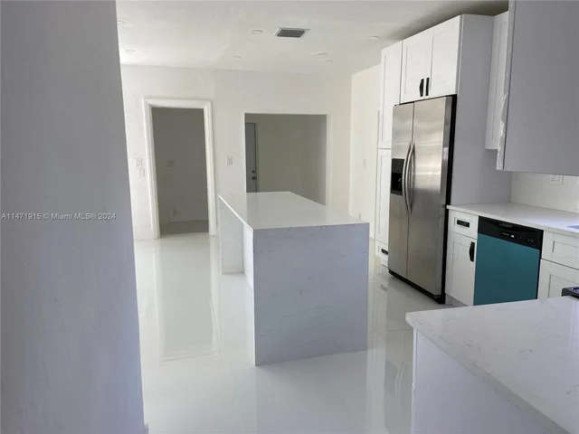 1471 NE 182nd St, North Miami Beach FL 33162