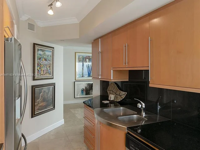 6365 NE Collins Ave # 3401, Miami Beach FL 33141