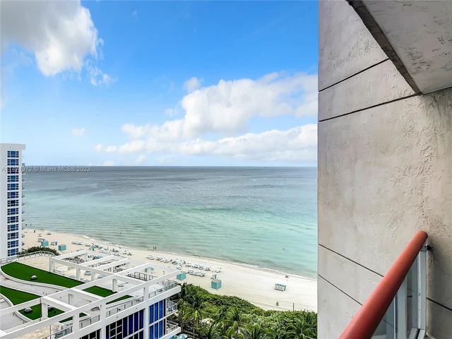 6767 Collins Ave # 1503, Miami Beach FL 33141