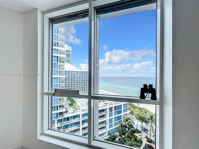 6767 Collins Ave # 1503, Miami Beach FL 33141