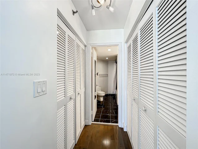 6767 Collins Ave # 1503, Miami Beach FL 33141