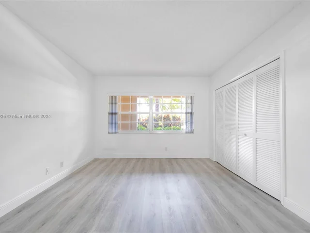 4030 W Palm Aire Dr # 104, Pompano Beach FL 33069