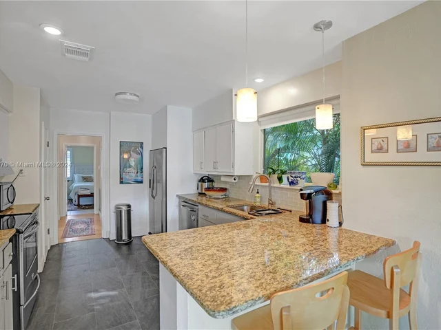 711 Coconut Dr # 0, Fort Lauderdale FL 33315