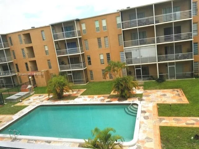 4848 NW 24th Ct # 433, Lauderdale Lakes FL 33313