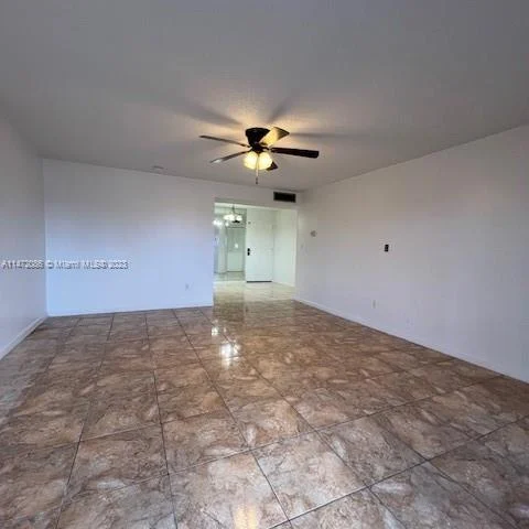 4848 NW 24th Ct # 433, Lauderdale Lakes FL 33313