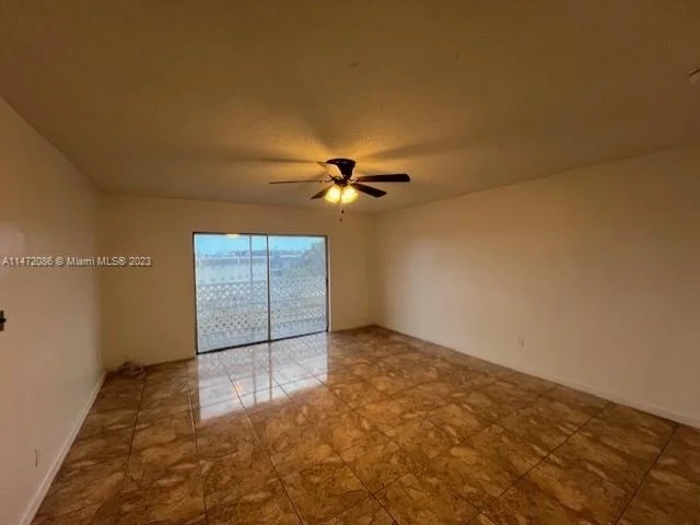 4848 NW 24th Ct # 433, Lauderdale Lakes FL 33313