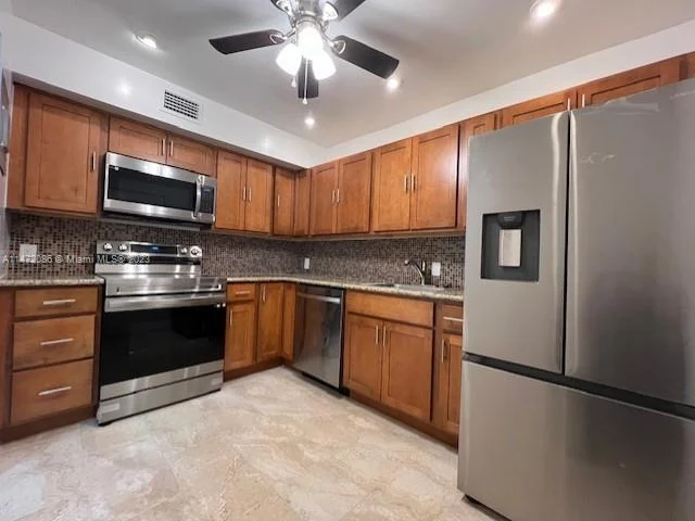 4848 NW 24th Ct # 433, Lauderdale Lakes FL 33313