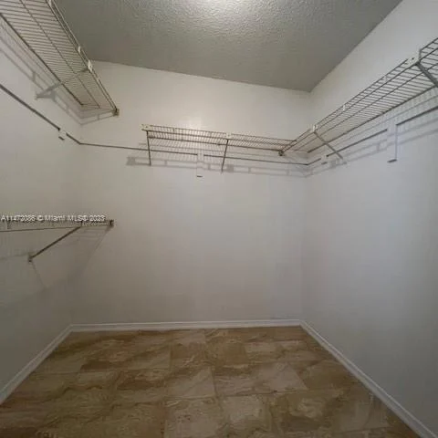 4848 NW 24th Ct # 433, Lauderdale Lakes FL 33313