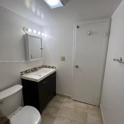 4848 NW 24th Ct # 433, Lauderdale Lakes FL 33313