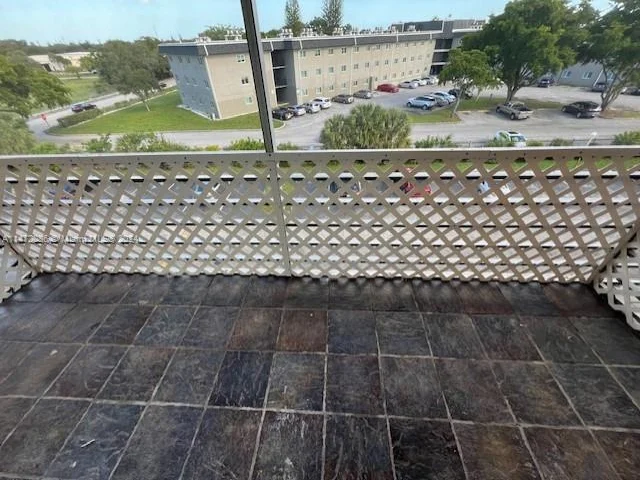 4848 NW 24th Ct # 433, Lauderdale Lakes FL 33313