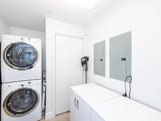 360 Ocean Dr # 904S, Key Biscayne FL 33149