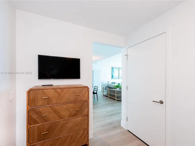 360 Ocean Dr # 904S, Key Biscayne FL 33149