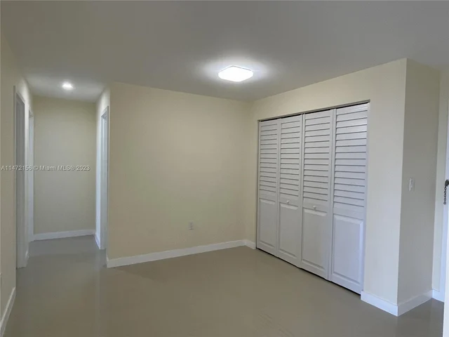 16851 NE 23rd Ave # 521, North Miami Beach FL 33160