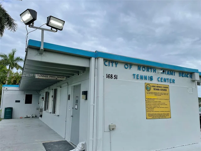 16851 NE 23rd Ave # 521, North Miami Beach FL 33160