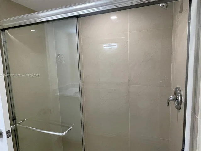 16851 NE 23rd Ave # 521, North Miami Beach FL 33160