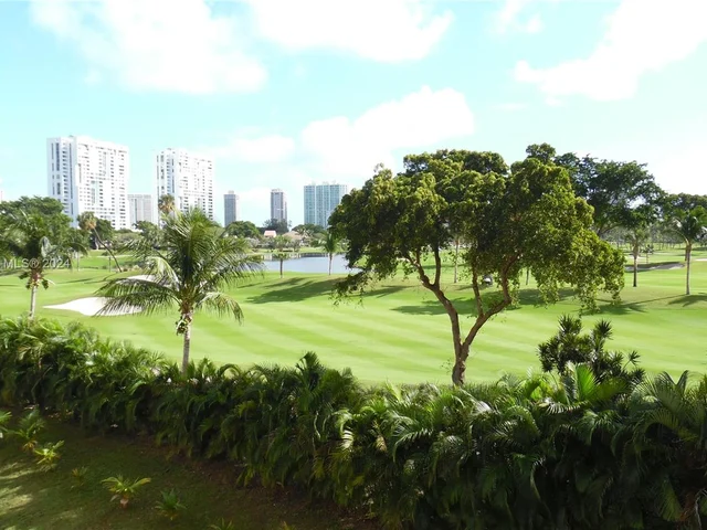 20379 W Country Club Dr # 132, Aventura FL 33180