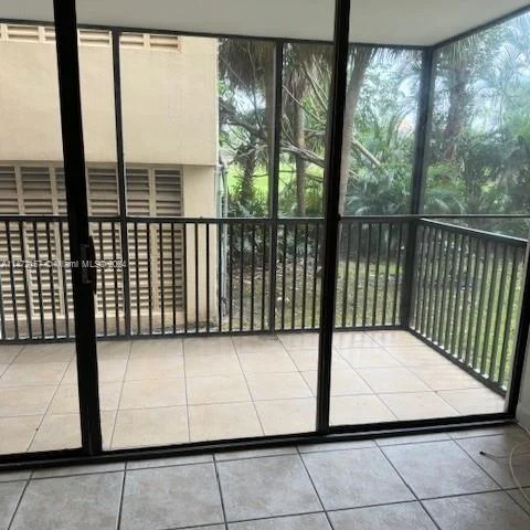 20379 W Country Club Dr # 132, Aventura FL 33180