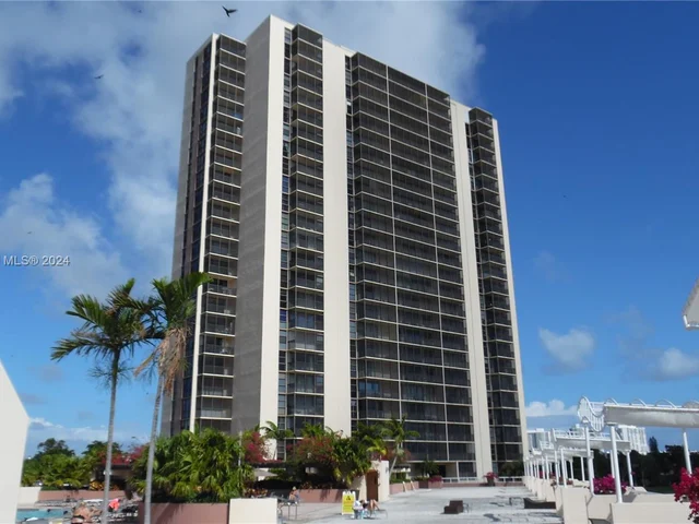 20379 W Country Club Dr # 132, Aventura FL 33180