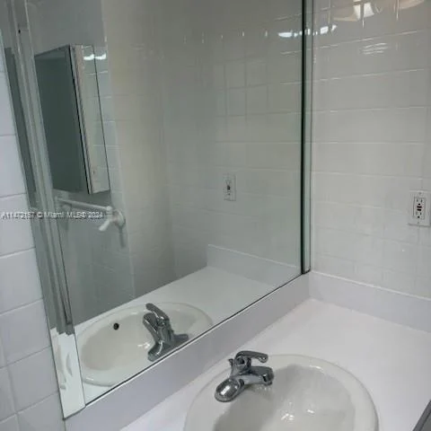 20379 W Country Club Dr # 132, Aventura FL 33180