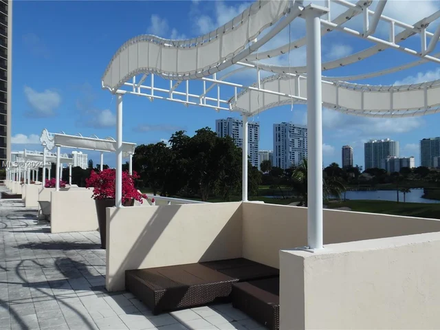 20379 W Country Club Dr # 132, Aventura FL 33180