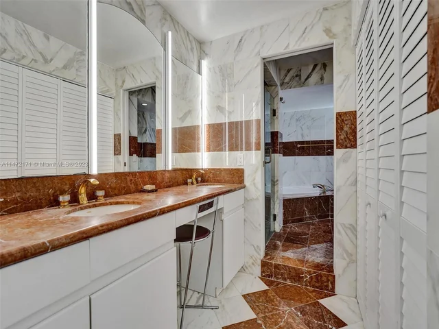 1400 S Ocean Dr # 406, Hollywood FL 33019