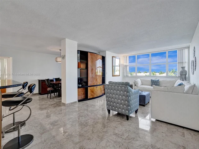 1400 S Ocean Dr # 406, Hollywood FL 33019