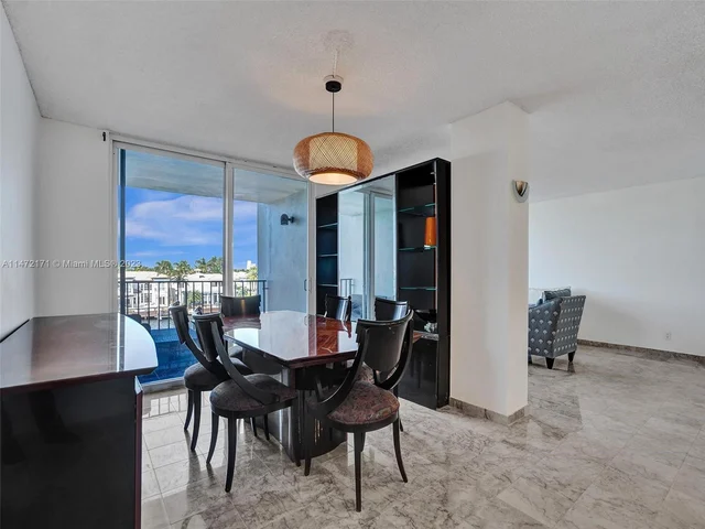 1400 S Ocean Dr # 406, Hollywood FL 33019