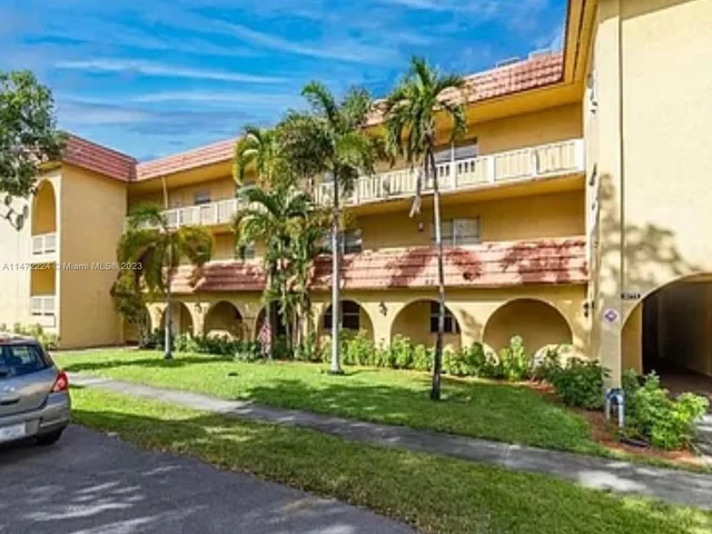 10772 La Placida Dr # 104, Coral Springs FL 33065