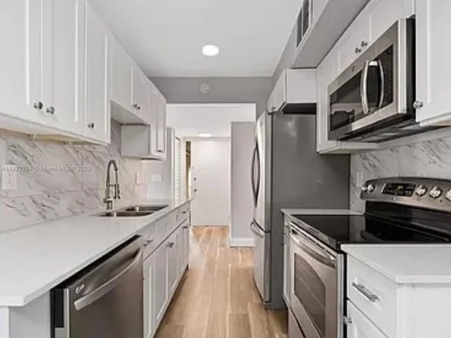 10772 La Placida Dr # 104, Coral Springs FL 33065