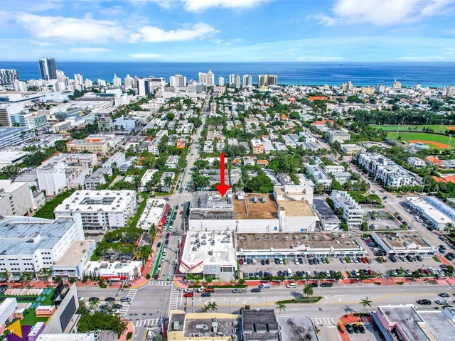 1560 Lenox Ave # 304, Miami Beach FL 33139