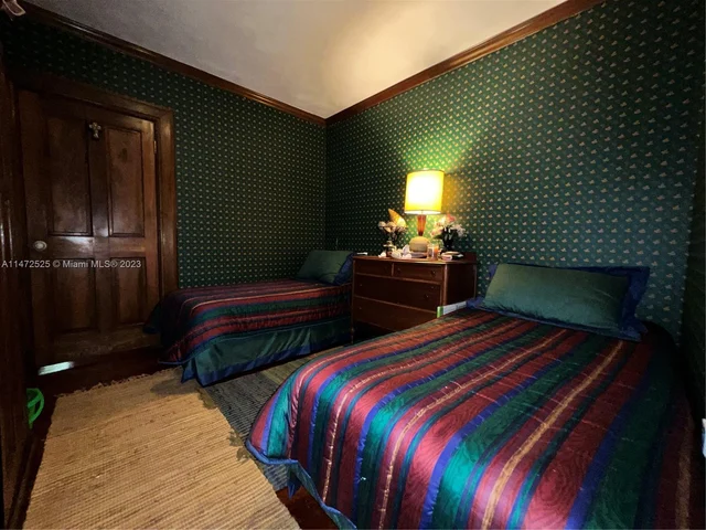 15850 SW 232nd St, Miami FL 33170