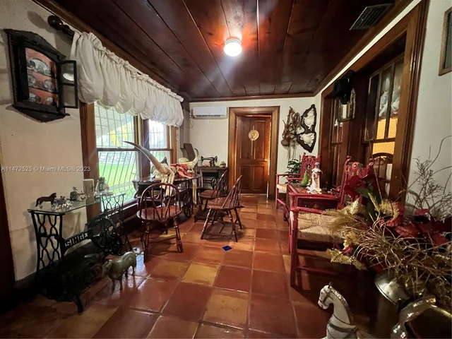 15850 SW 232nd St, Miami FL 33170