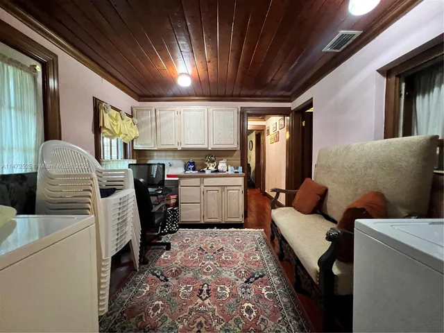 15850 SW 232nd St, Miami FL 33170