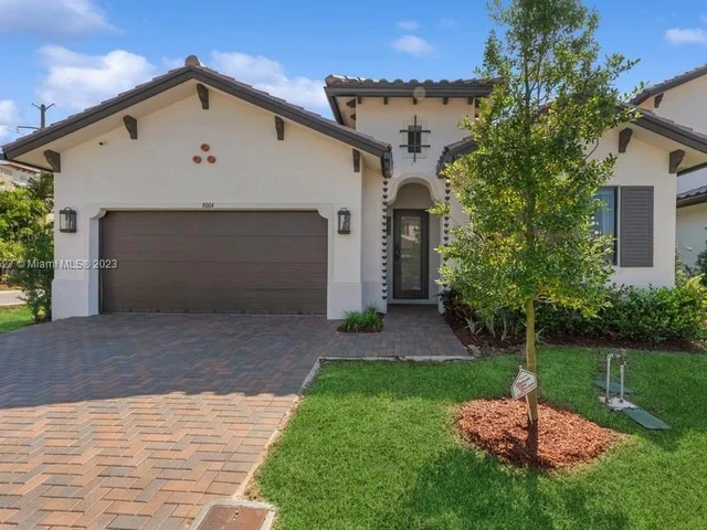 8004 NW 46th Ter, Doral FL 33166