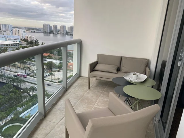 18683 Collins Ave # 2009, Sunny Isles Beach FL 33160