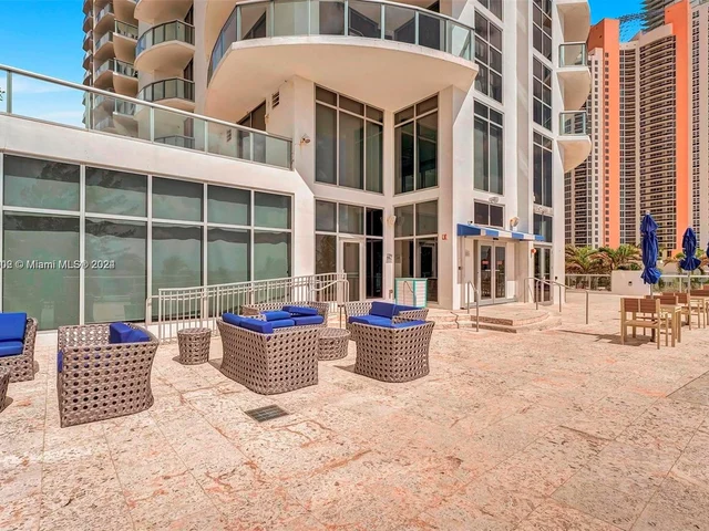18683 Collins Ave # 2009, Sunny Isles Beach FL 33160