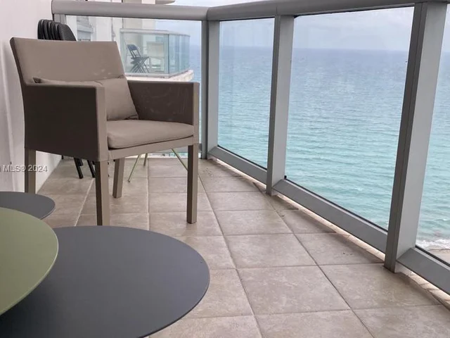 18683 Collins Ave # 2009, Sunny Isles Beach FL 33160