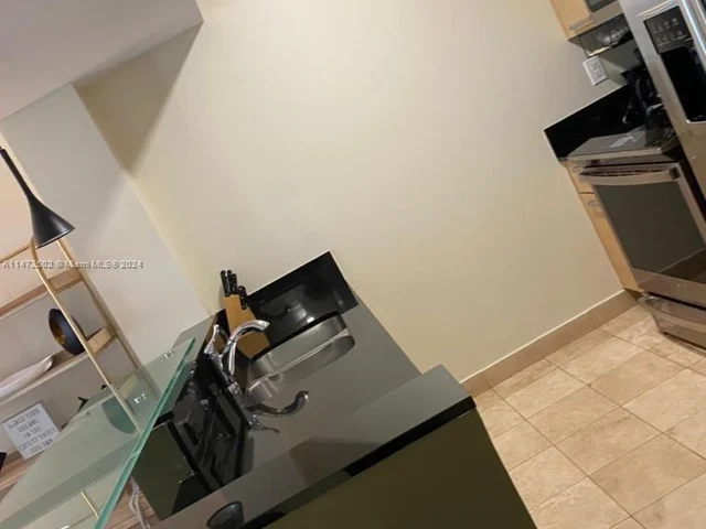 18683 Collins Ave # 2009, Sunny Isles Beach FL 33160