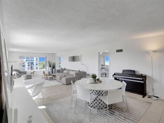 1151 N Fort Lauderdale Beach Blvd # 6B, Fort Lauderdale FL 33304