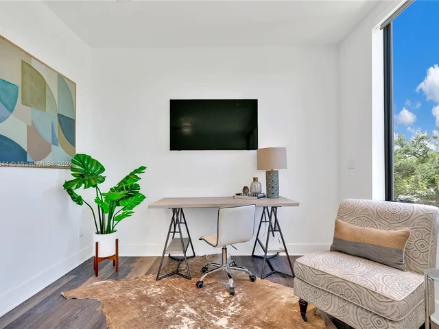 1516 SE 1st St # A, Fort Lauderdale FL 33301