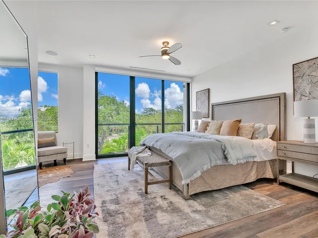 1516 SE 1st St # A, Fort Lauderdale FL 33301