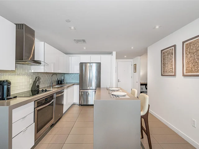 1600 NE 1st Ave # 3111, Miami FL 33132