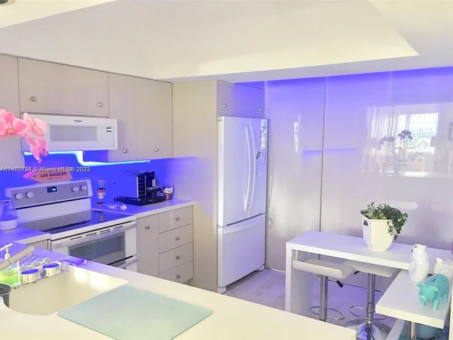 3235 NE 184th St # 11101, Aventura FL 33160