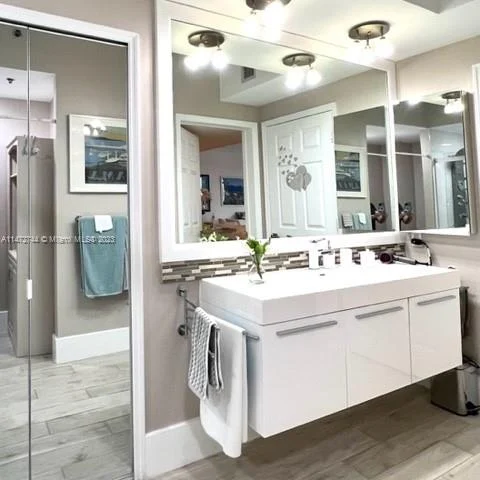 3235 NE 184th St # 11101, Aventura FL 33160